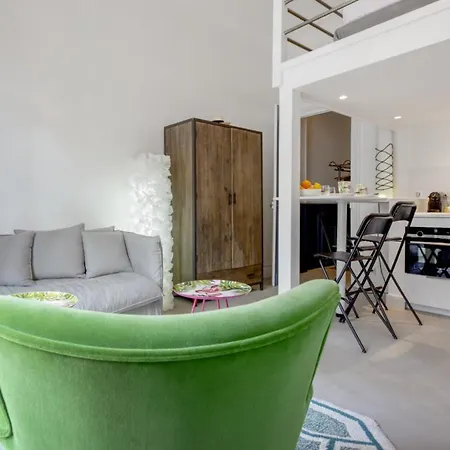 Charming Flat In A Prestigious Close To The Beach - Welkeys * Biarritz